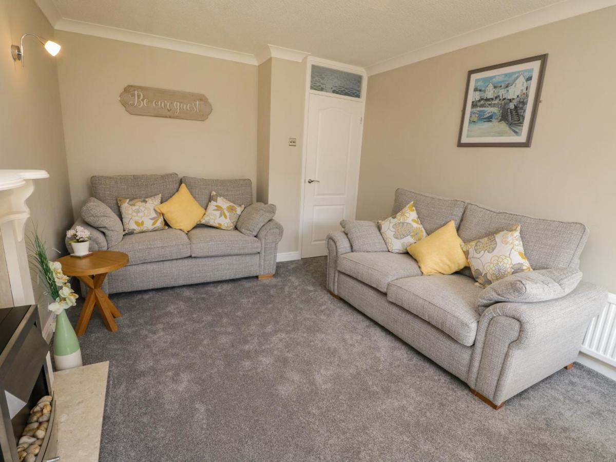 Rose Bungalow Whitby Esterno foto